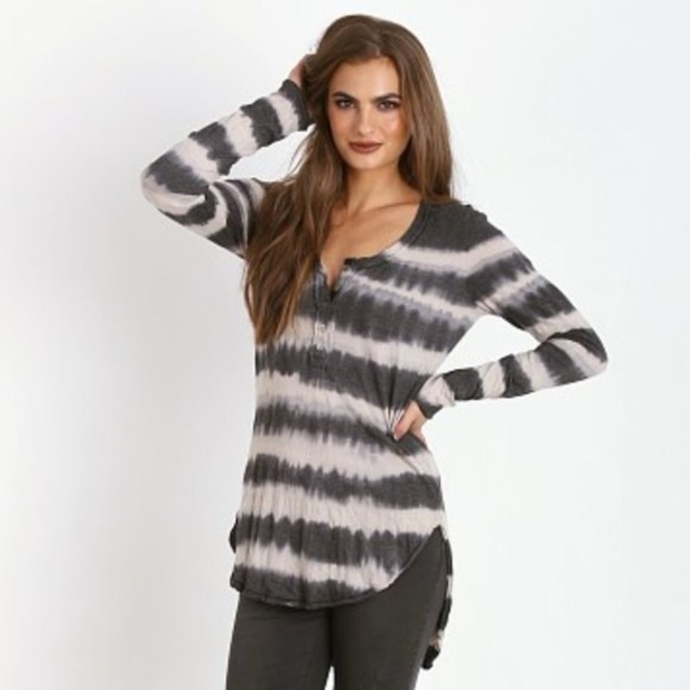 Free People We the Free Tie Dye Long Sleeve Henley High Low Tunic Size S Small